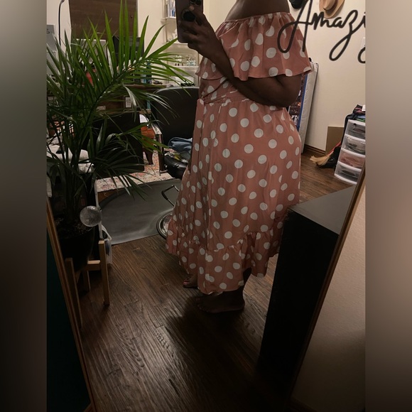 Polka dot dress (donated) - Picture 2 of 3